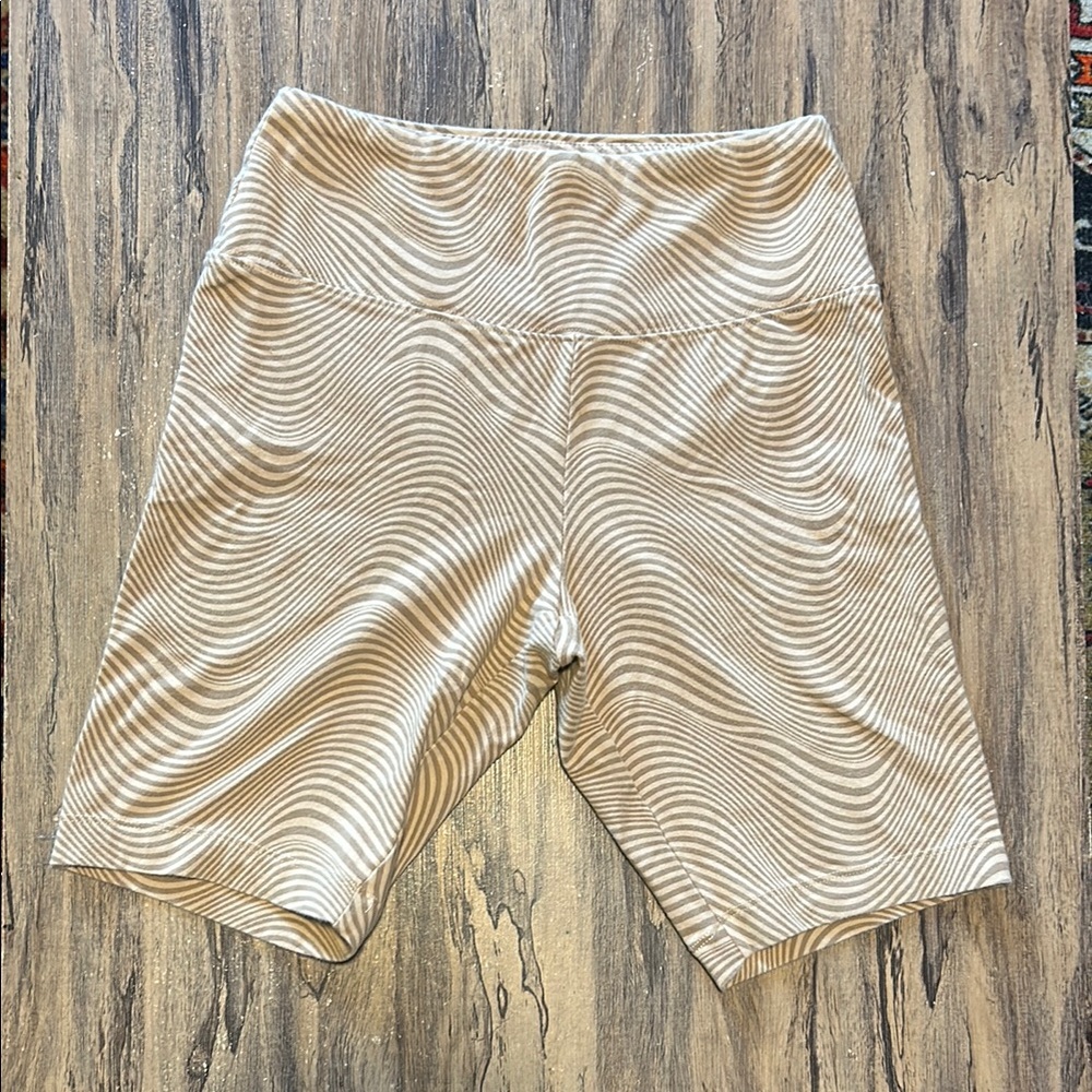 🧡4/$20🧡NOBO Tan Swirl Design Shorts